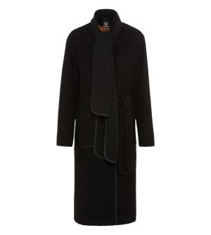 Strickmantel – stilvoller Klassiker mit modernem Twist