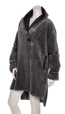 Mantel in Felloptik – weich, stylisch & modern