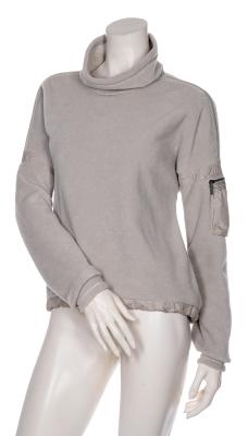 Sweatshirt mit Rollkragen und Utility-Details – Urbaner Komfort trifft Design