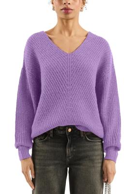 Strickpullover mit V-Ausschnitt