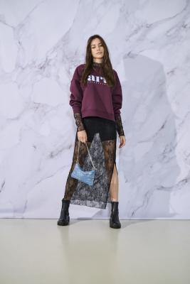 ONLBEST L/S PRINT CREW NECK SWT