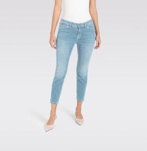 Sommerliche 7/8-Jeans mit schmalem Bein in hellem Denim | DREAM SUMMER