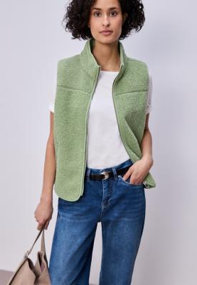 Short Teddy Vest w. Stand-Up C