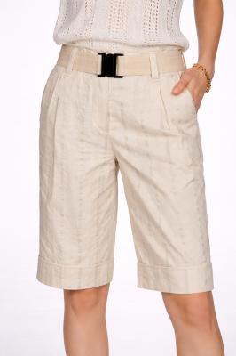 SOMMERLICHER SCHICK: Beate Heymann Bermuda mit feiner Streifenstruktur