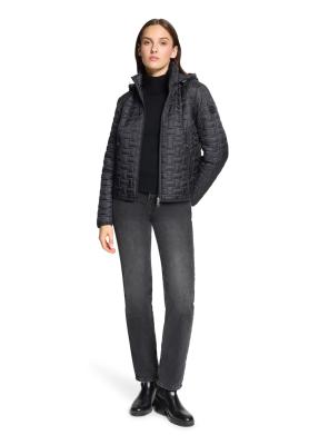 Amber & June Steppjacke – Glanzvoller Auftritt mit grafischer Struktur