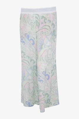 Lässiger Chic – Sommerhose mit exklusivem Print