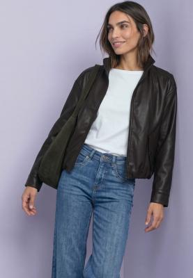 PU Jkt w. Stand Up Collar