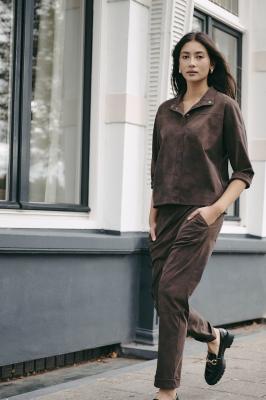 Stil trifft Komfort: Die Timelia Pants von Jane Lushka | Timelia pants technical jersey