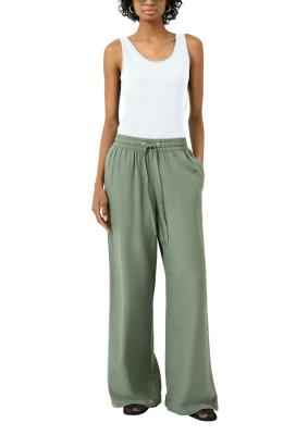 Elastisches Tanktop im Slim Fit