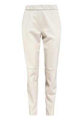 Cooler Look mit Komfort: Die TUZZI Hose in Lederoptik