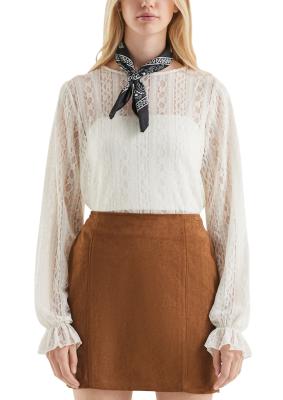 Leicht transparentes Blusenshirt aus Spitze