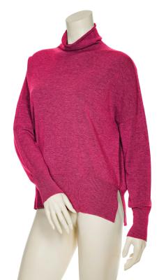 Entdecke den stylischen Pullover aus der Beate Heymann Street Couture Kollektion