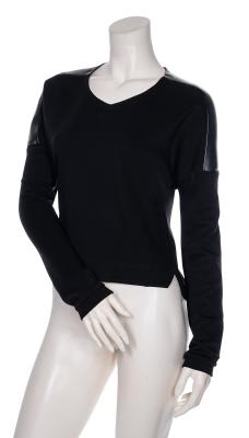 Pullover mit Kunstlederdetails – clean, cool, charakterstark